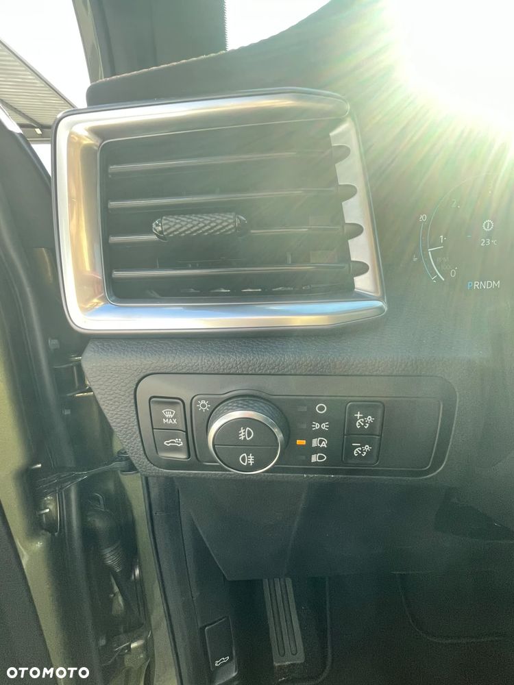 Volkswagen Amarok - 15