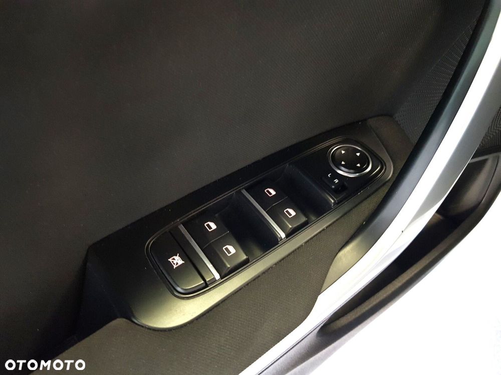 Kia Ceed - 15