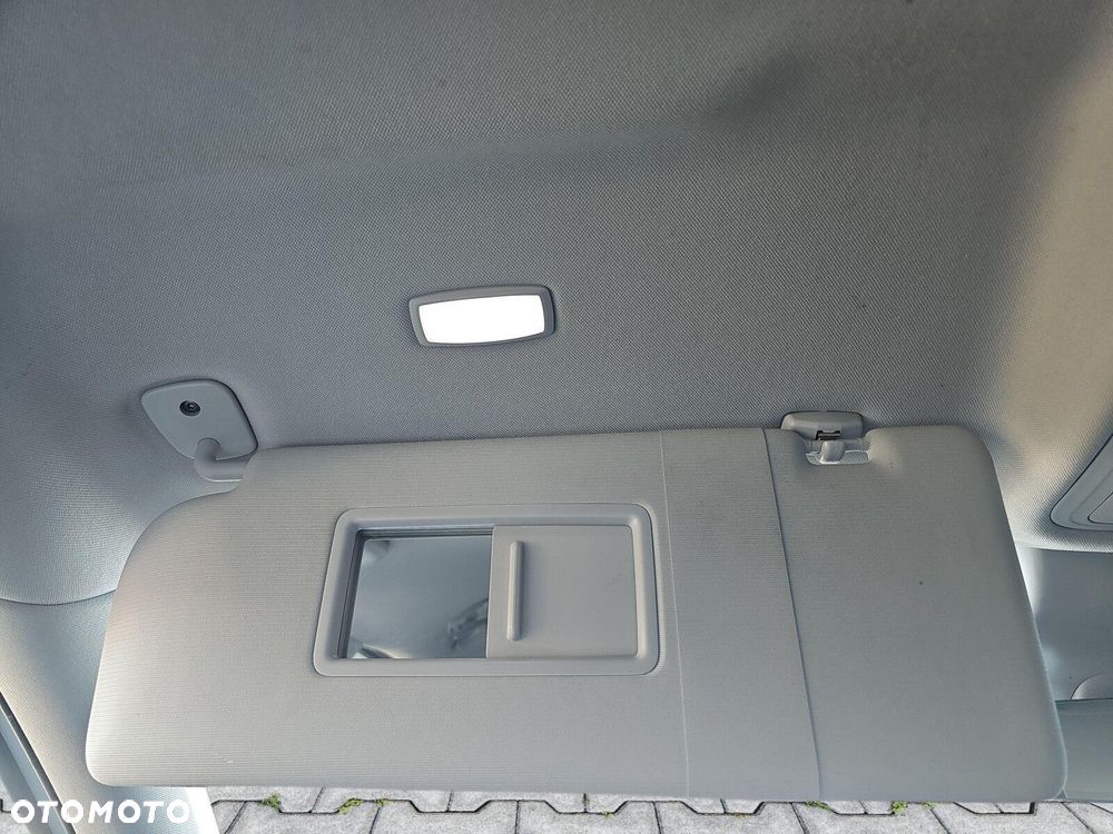 Volkswagen Sharan - 24