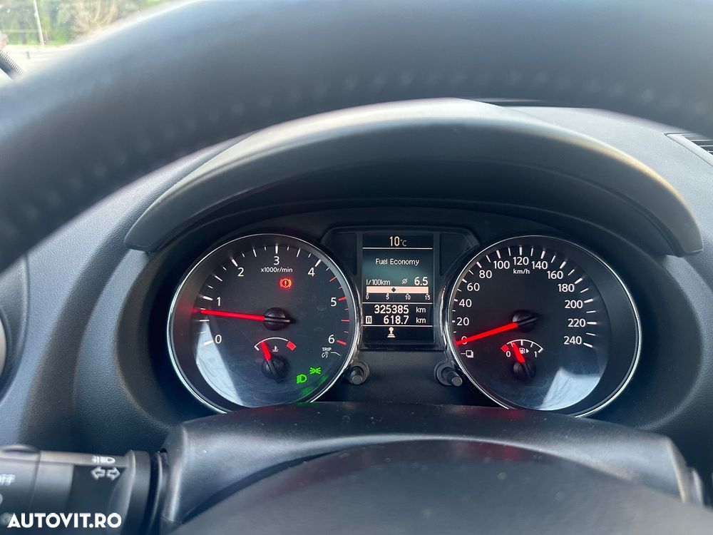 Nissan Qashqai+2 2.0 dCi DPF Acenta - 6