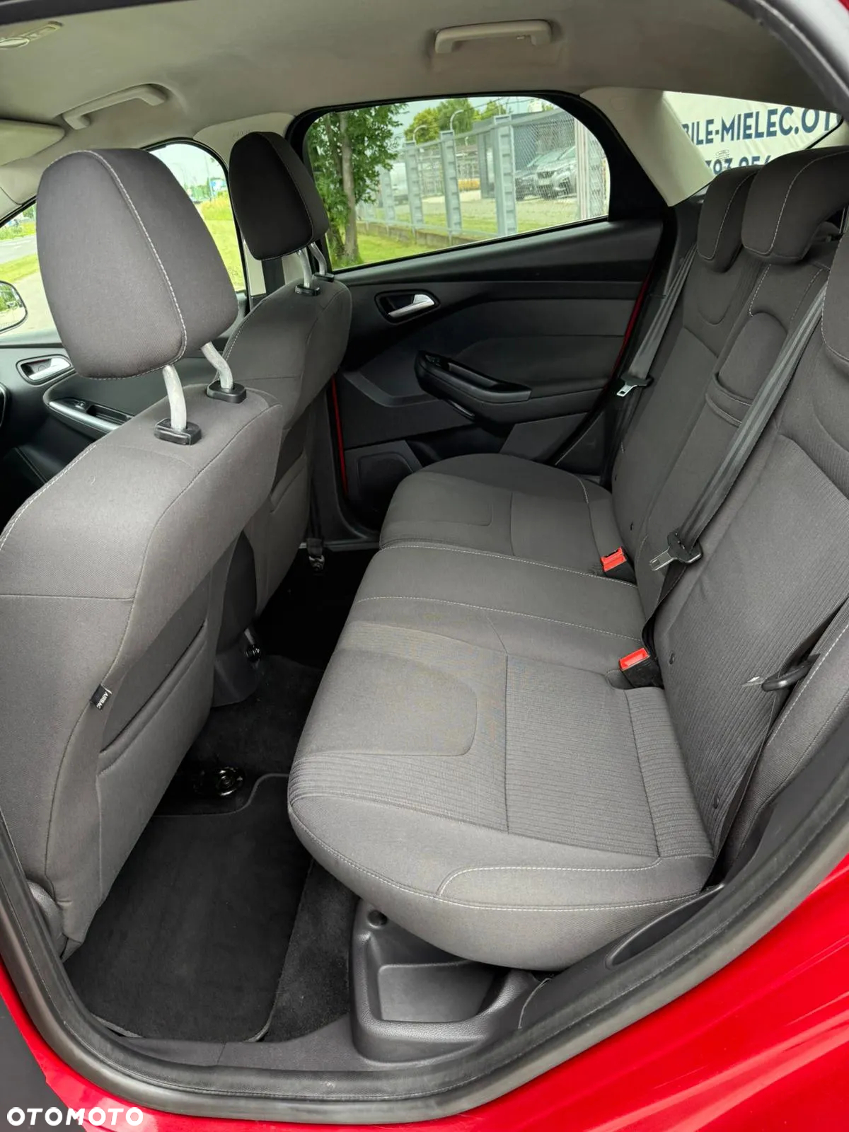 Ford Focus 1.6 TDCi DPF Titanium - 12