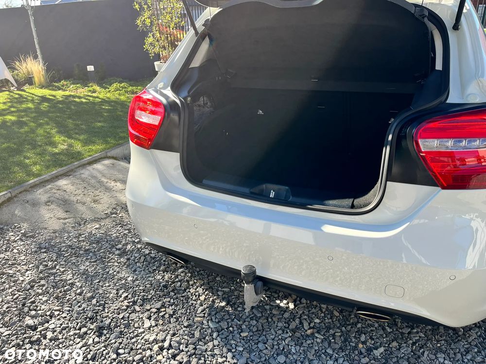 Mercedes-Benz Klasa A 180 BlueEfficiency Edition - 37