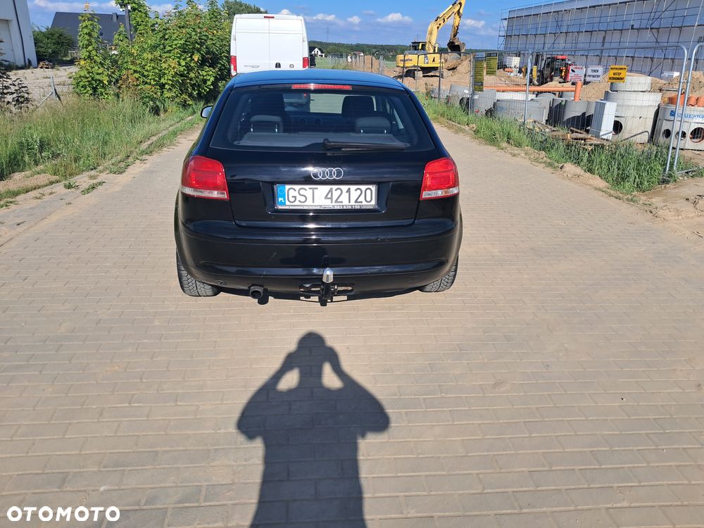 Audi A3 3-drzwiowe 1.6 Ambition - 5