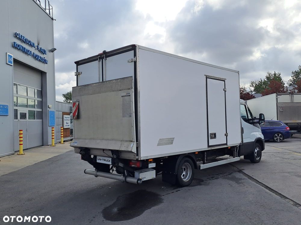 Iveco Daily 50C16  | 3.0 | Bliźniak 8 EP   | Niski przebieg | Winda | Zasilanie zewnętrzne | - 7
