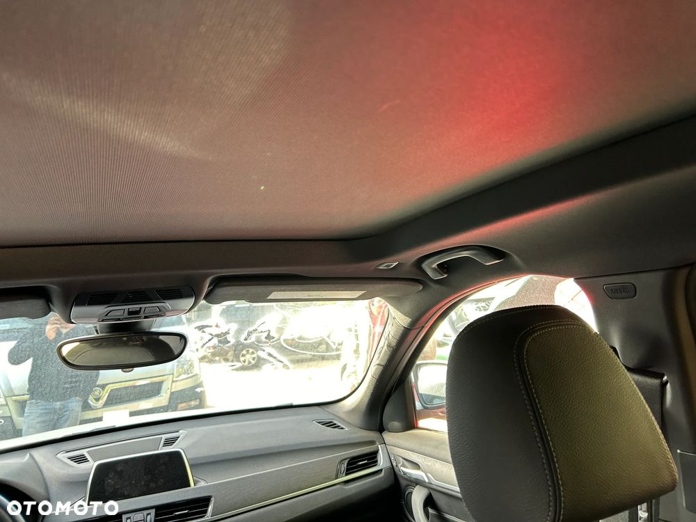 BMW X1 xDrive25i xLine - 8