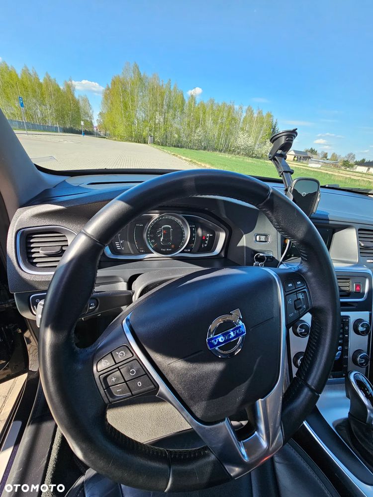 Volvo V60 D4 Drive-E Ocean Race - 12