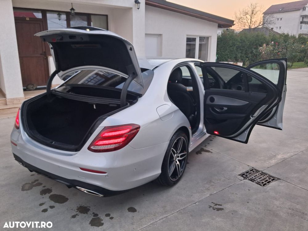 Mercedes-Benz E - 21