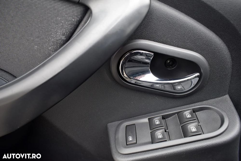 Dacia Duster 1.2 TCe Prestige jante 17" - 7