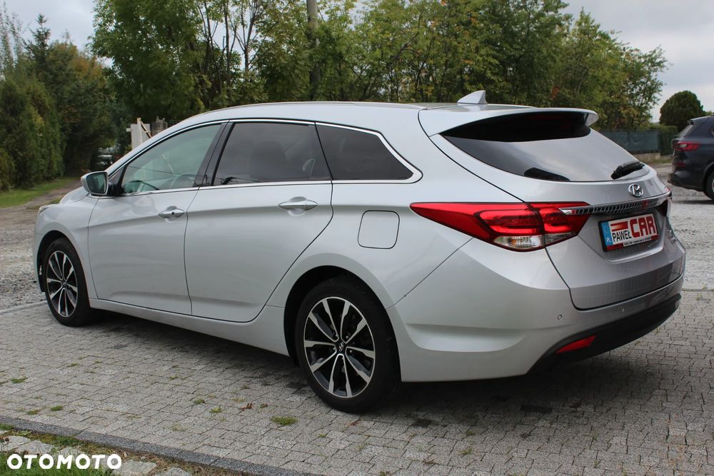 Hyundai i40 Kombi blue 1.7 CRDi DCT Premium - 6