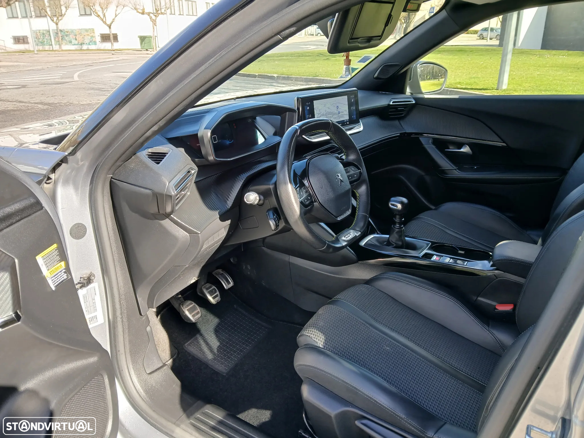 Peugeot 2008 PureTech 130 Stop&Start GT-Line Edition - 18