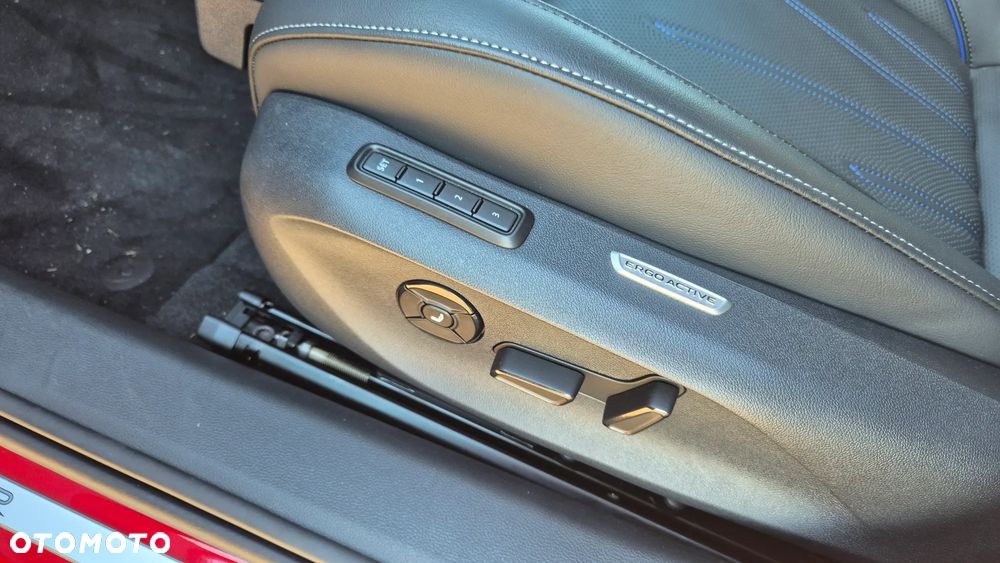 Volkswagen Passat Variant 2.0 TSI 4Mot R-Line Plus DSG - 9