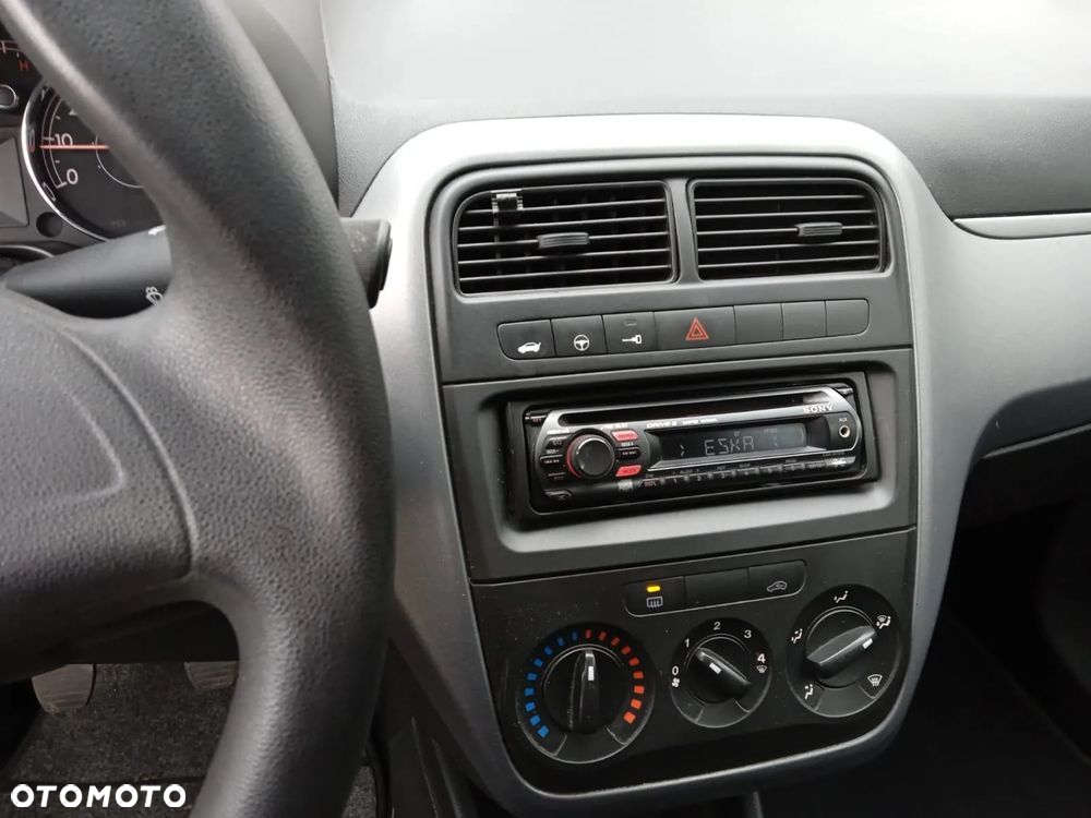 Fiat Grande Punto Actual 1.2 8V Fresh - 12