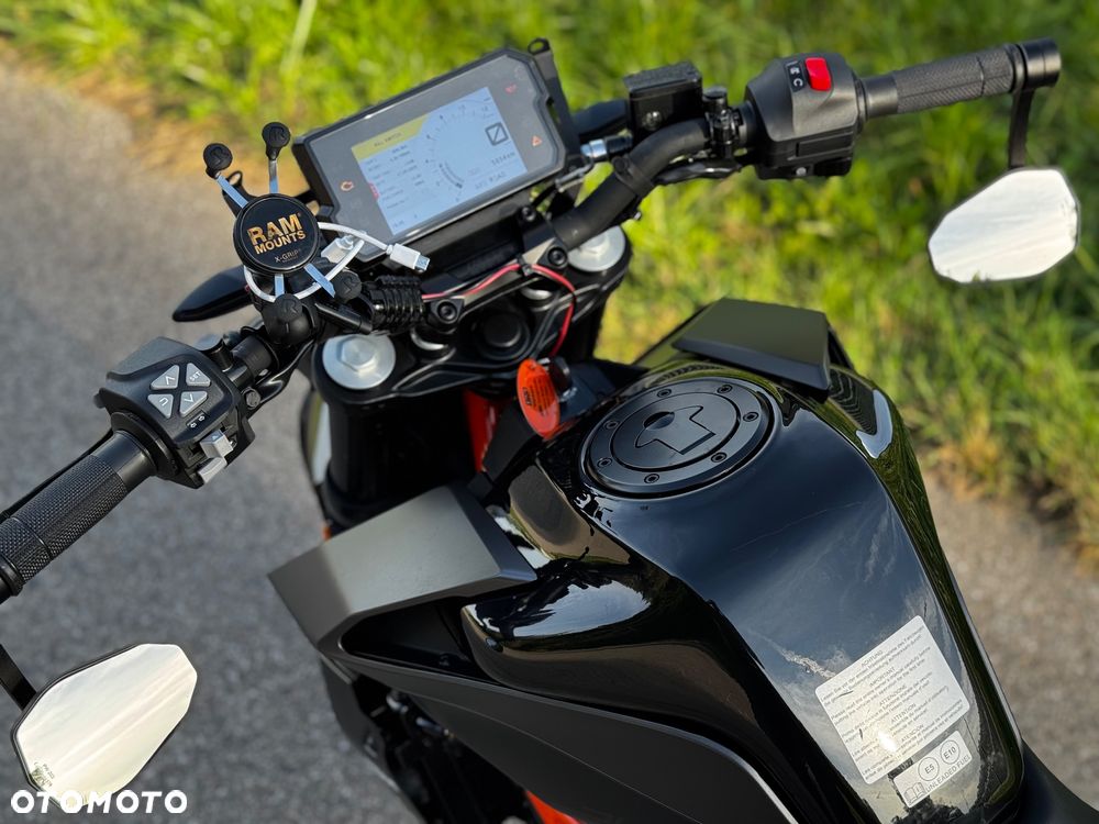 KTM Duke - 11