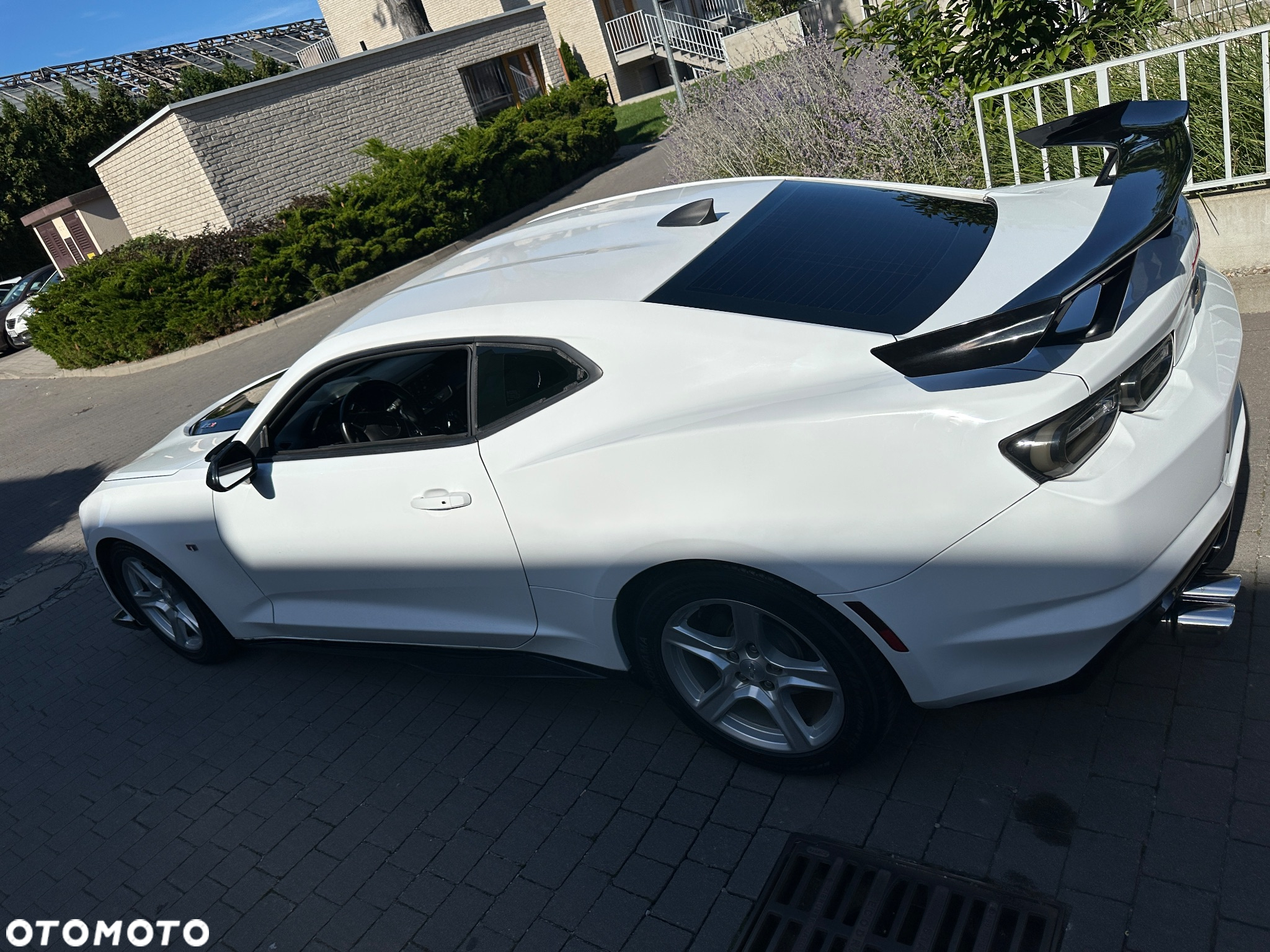Chevrolet Camaro Coupe 2.0 - 7