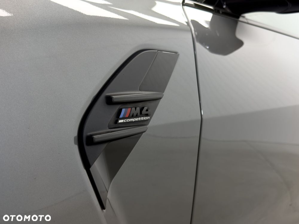 BMW M4 Competition - 11