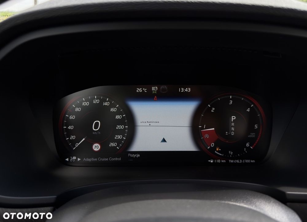 Volvo V90 Cross Country D4 AWD Geartronic Pro - 33