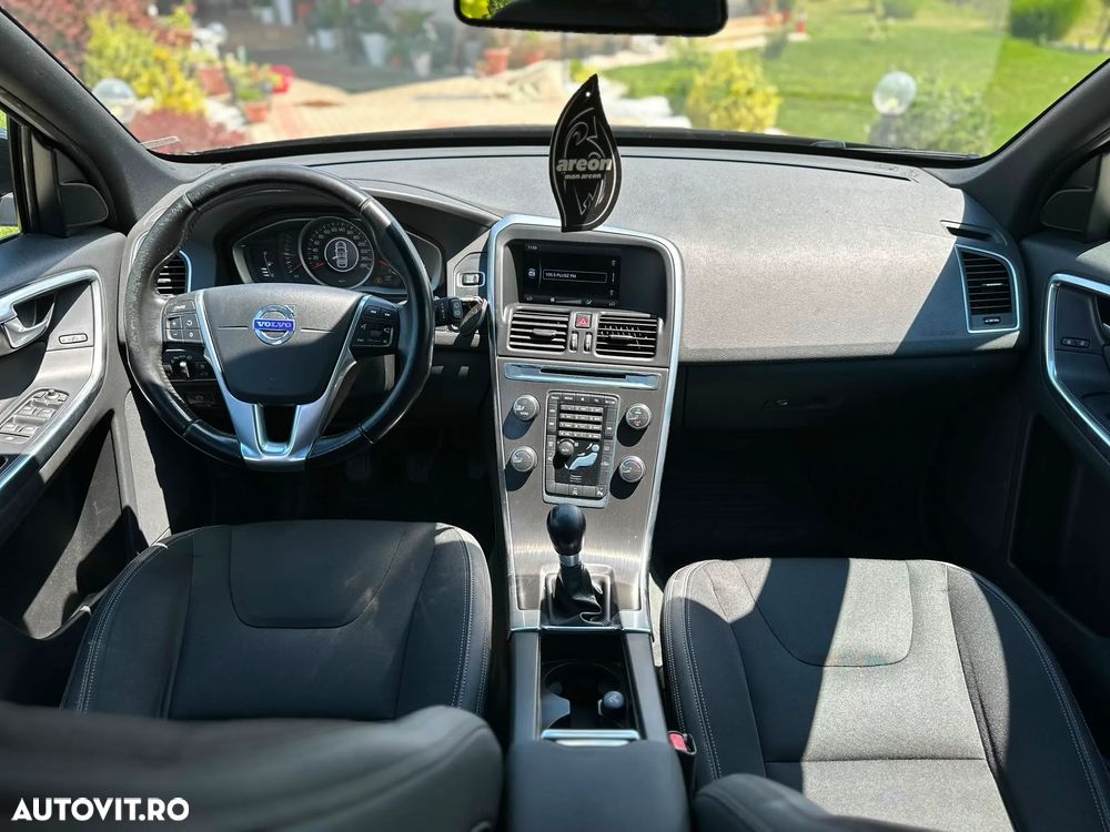 Volvo XC 60 D3 Start-Stop Momentum - 36