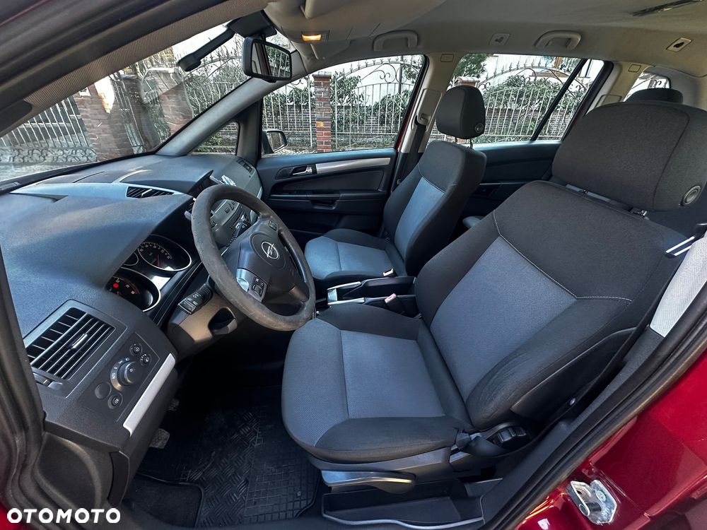 Opel Zafira 2.2 Innovation - 18
