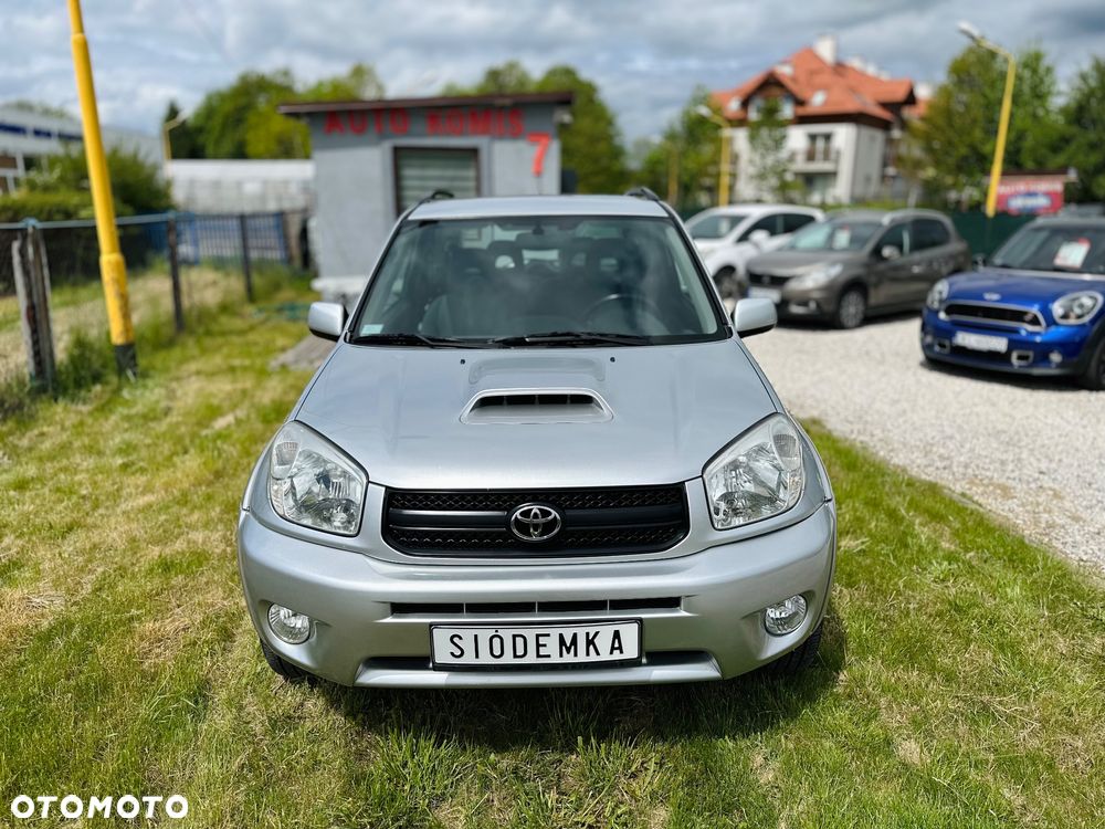Toyota RAV4 - 3