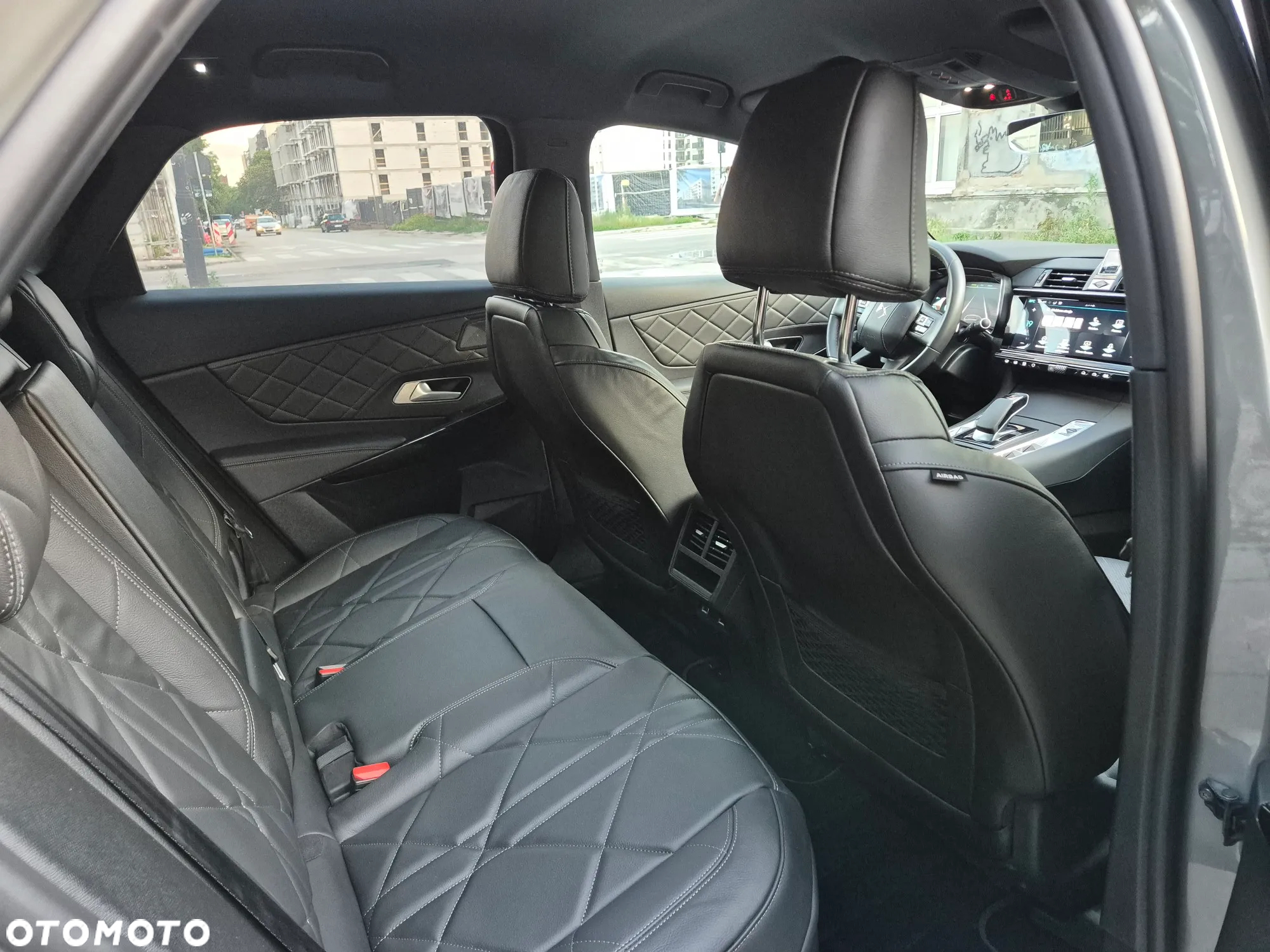 DS Automobiles DS 7 Crossback 1.6 E-Tense 4x4 Esprit de Voyage - 11