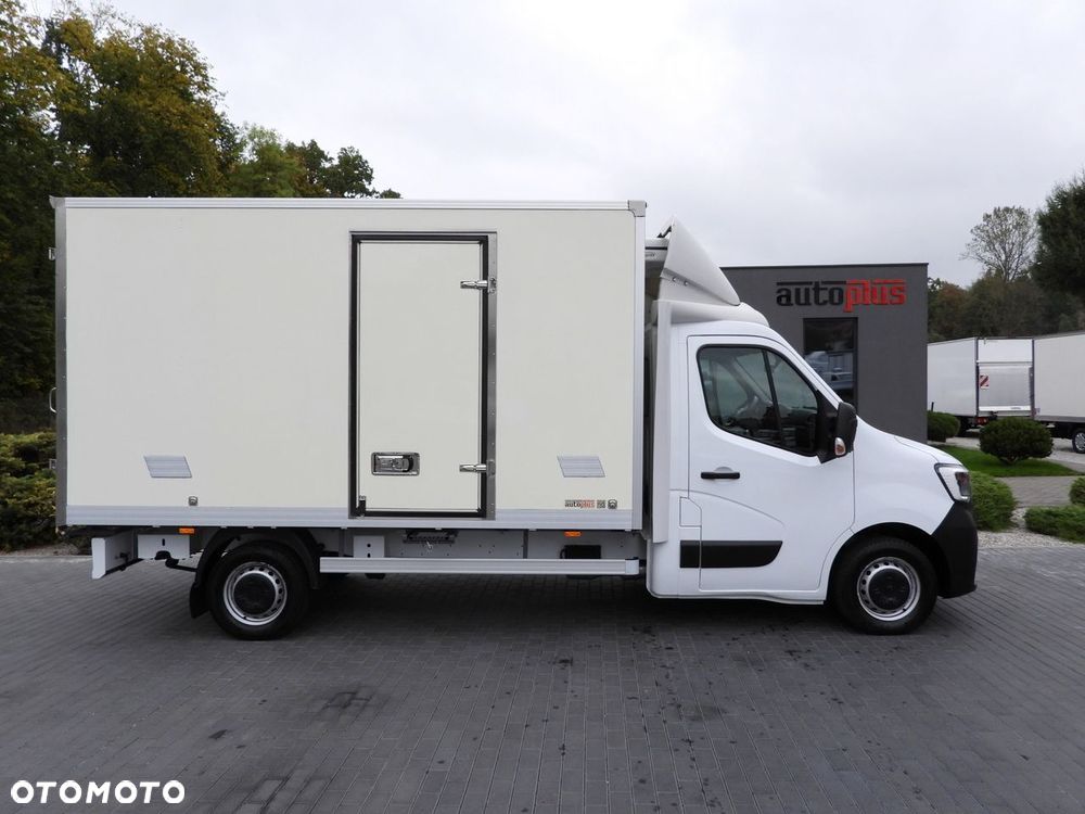 Renault MASTER CHŁODNIA KONTENER 0*C LEDY KLIMATYZACJA  165KM - 8