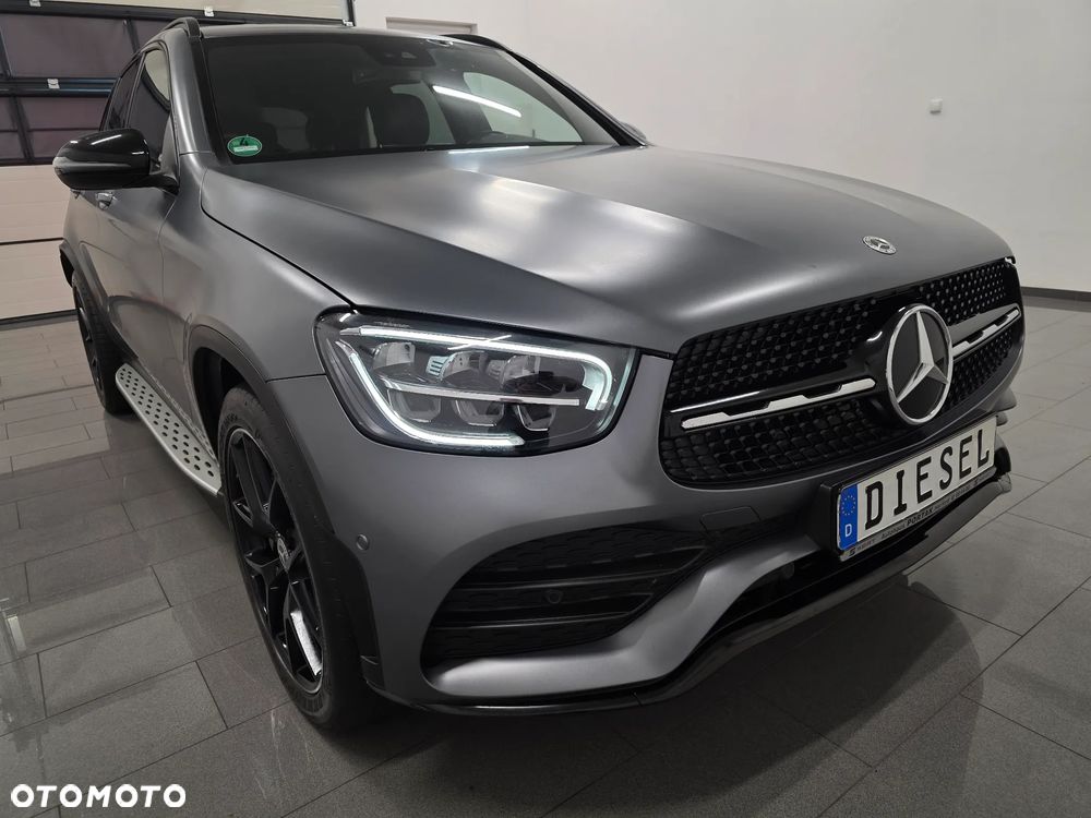 Mercedes-Benz GLC 220 d 4Matic 9G-TRONIC AMG Line Plus - 31