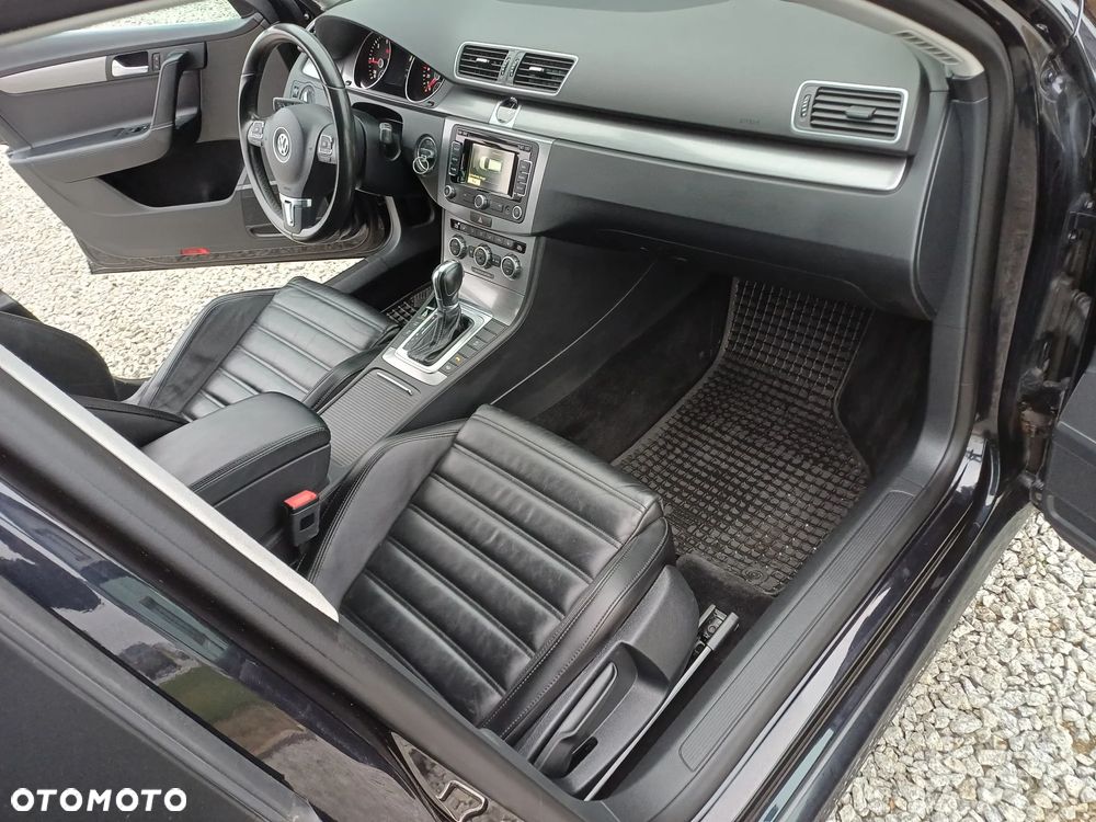 Volkswagen Passat 2.0 TDI DSG BlueMotion Technology Comfortline - 11