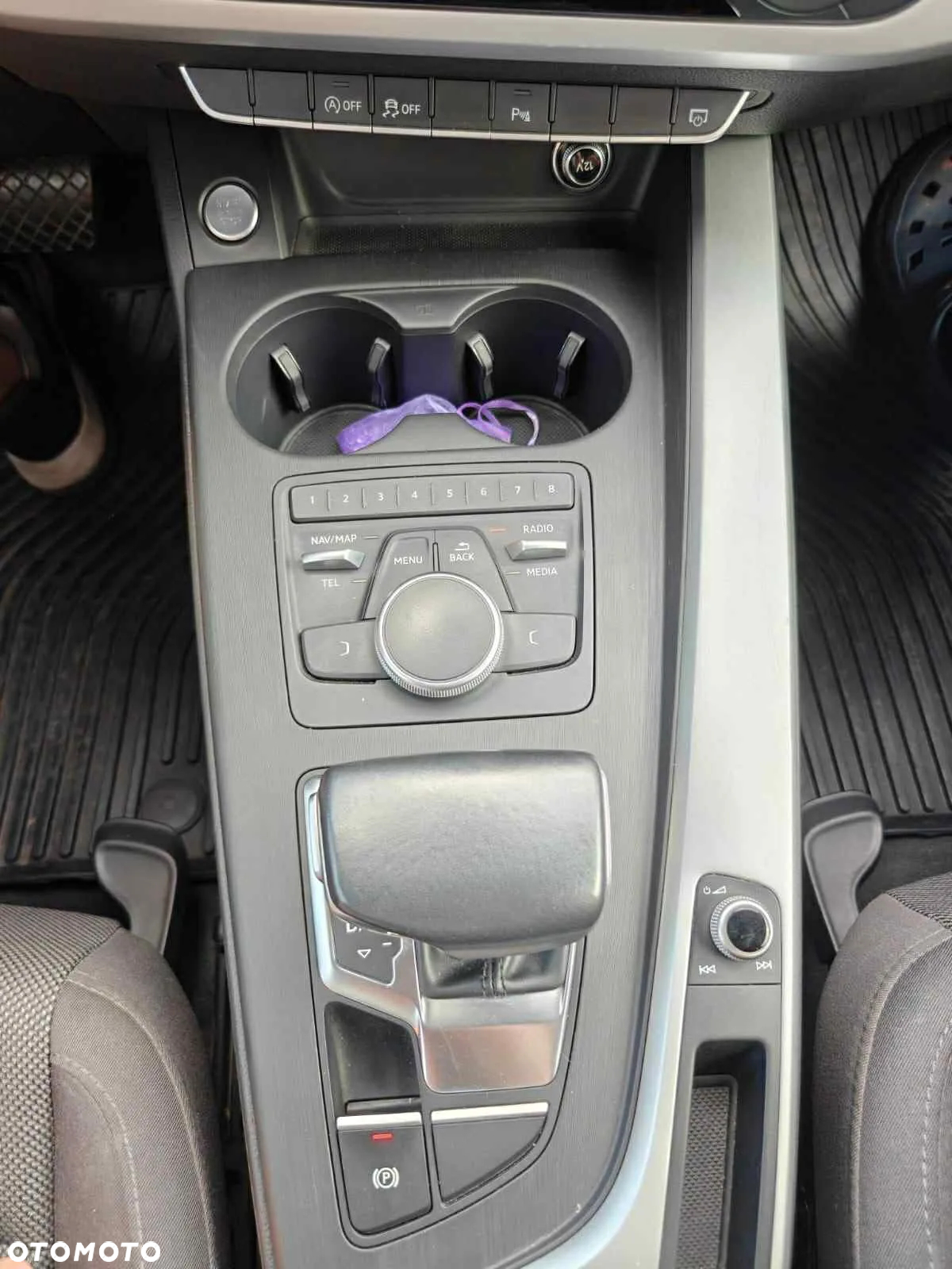 Audi A4 Avant 2.0 TDI S tronic - 13