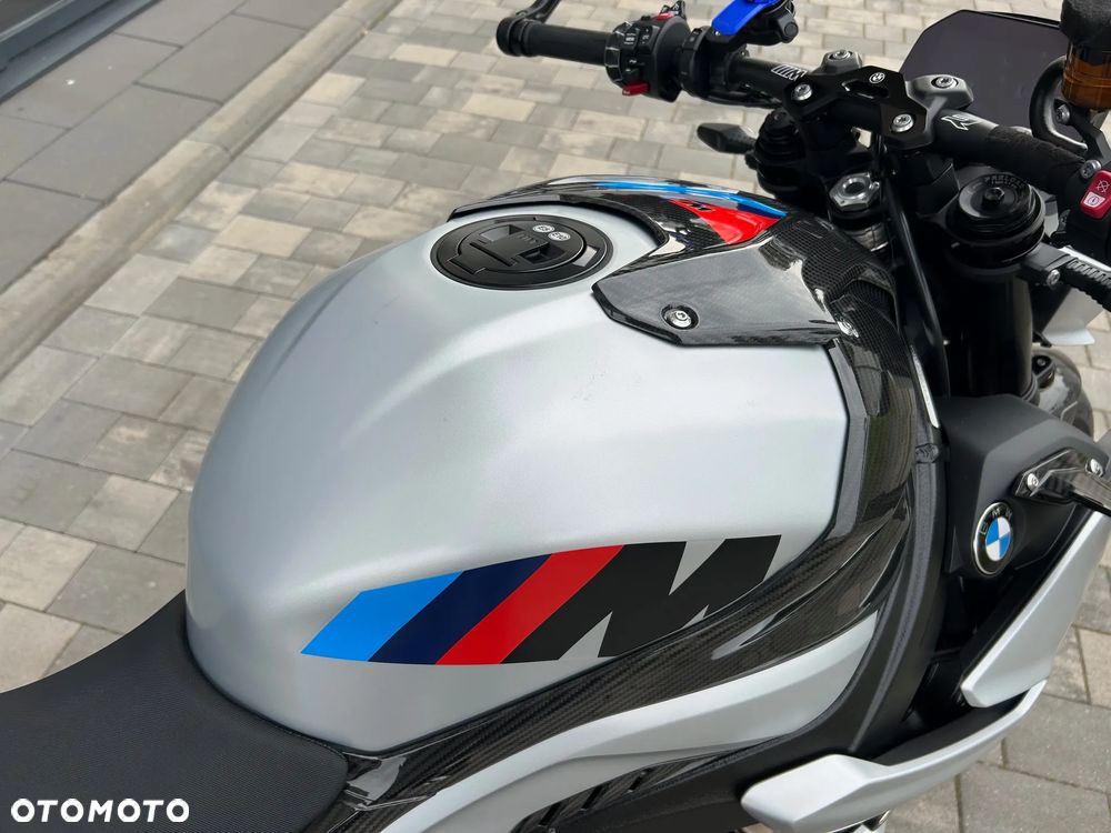 BMW S - 10