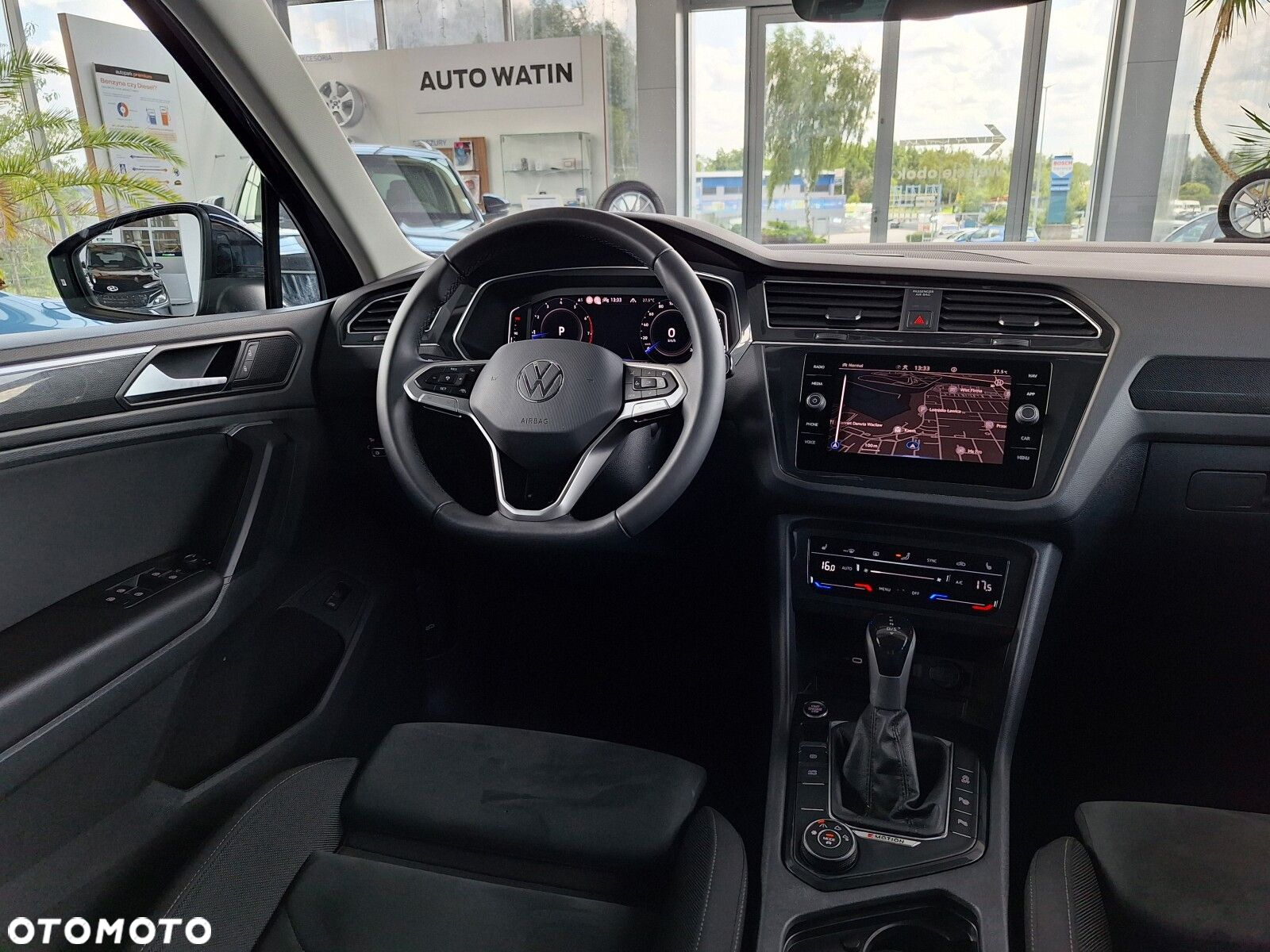 Volkswagen Tiguan 2.0 TSI 4Mot Elegance DSG - 22