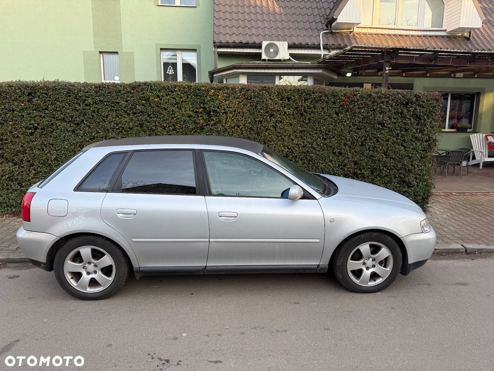 Audi A3 Sportback - 2