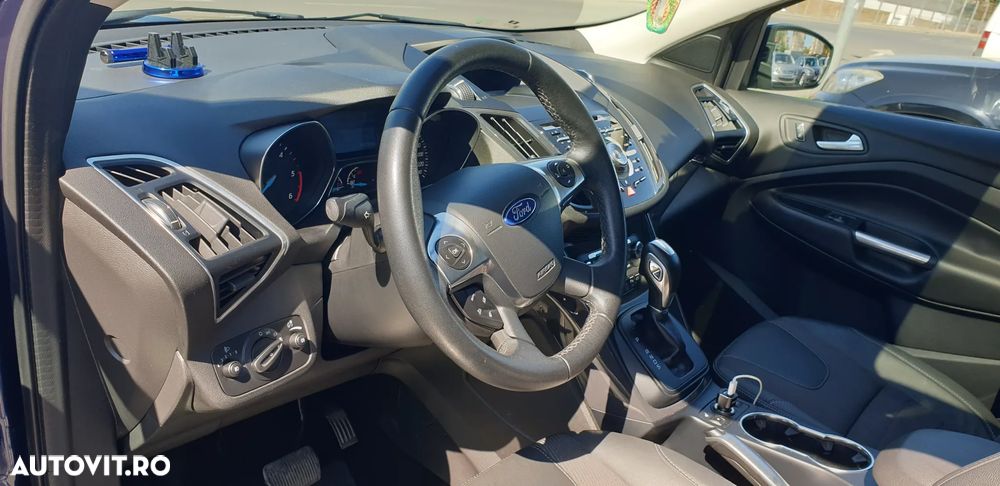 Ford Kuga 2.0 TDCi 4WD Powershift Titanium - 9