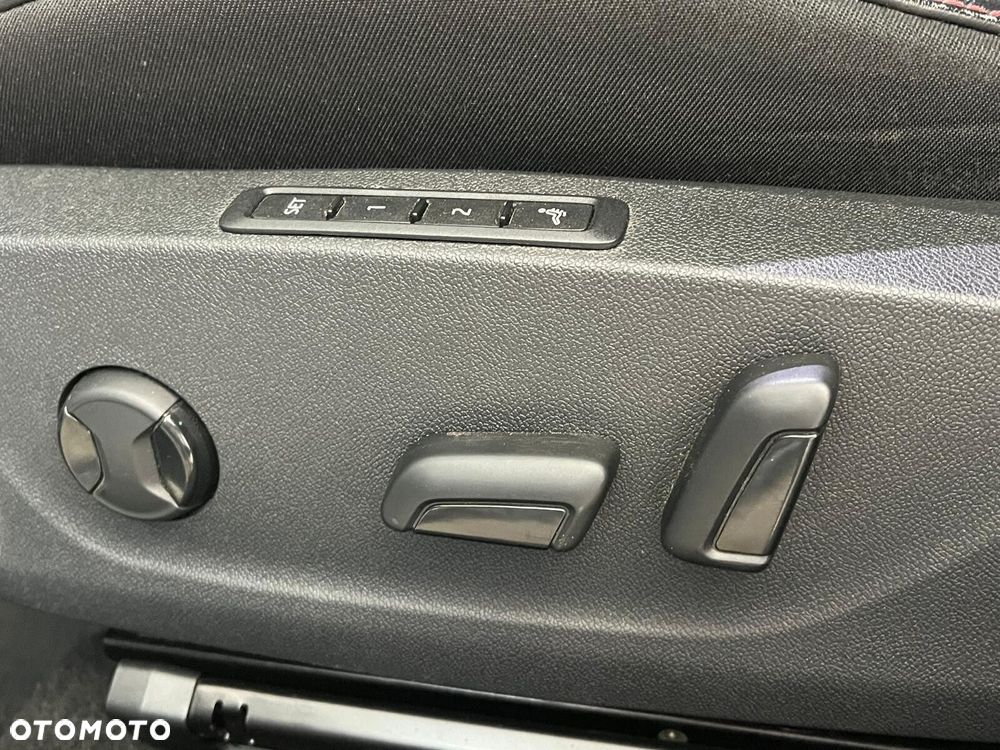 Skoda Octavia - 16