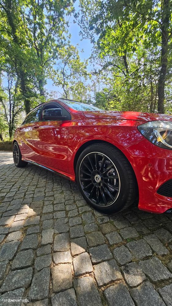 Mercedes-Benz A 200 CDI 4Matic 7G-DCT AMG Line - 22