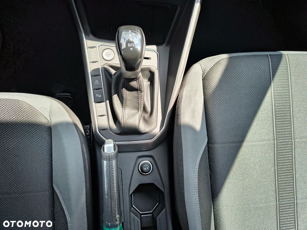 Volkswagen Polo 1.0 TSI Edition 50 DSG - 32
