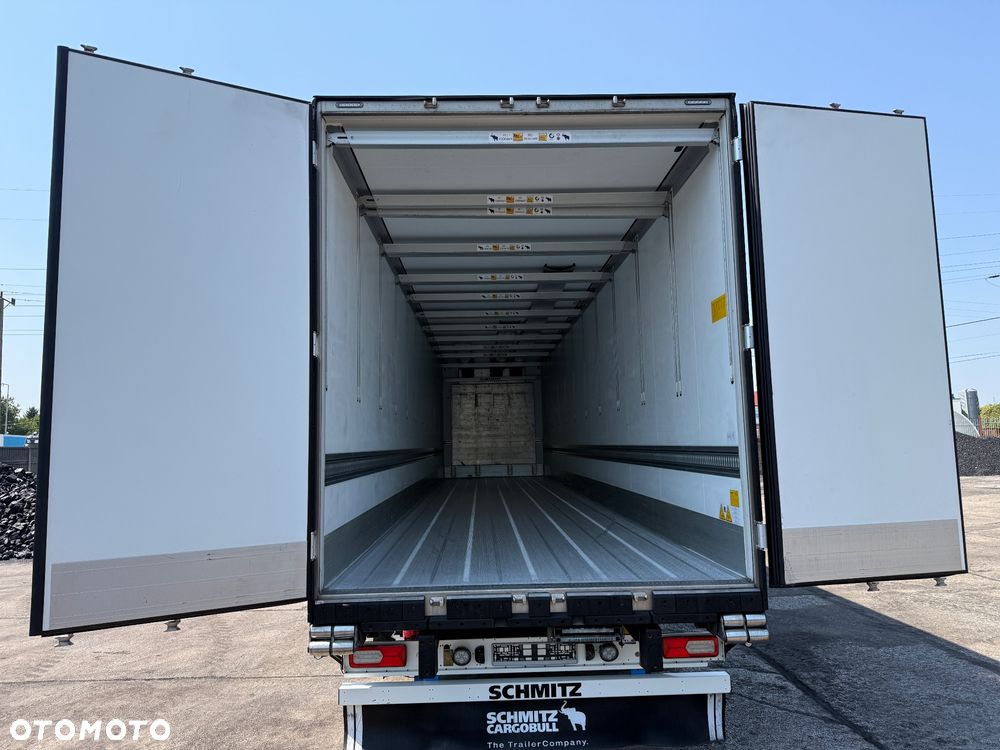 Schmitz Cargobull - 24