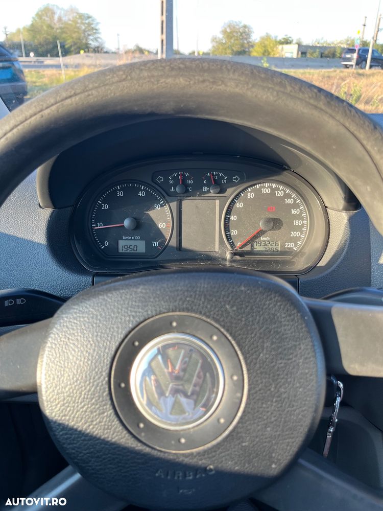 Volkswagen Polo 1.2 Attractive - 12
