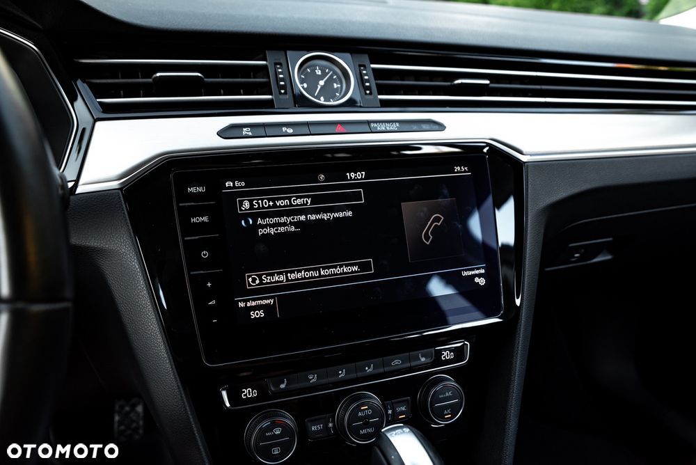 Volkswagen Passat Variant 2.0 TDI SCR 4Motion DSG Highline - 35
