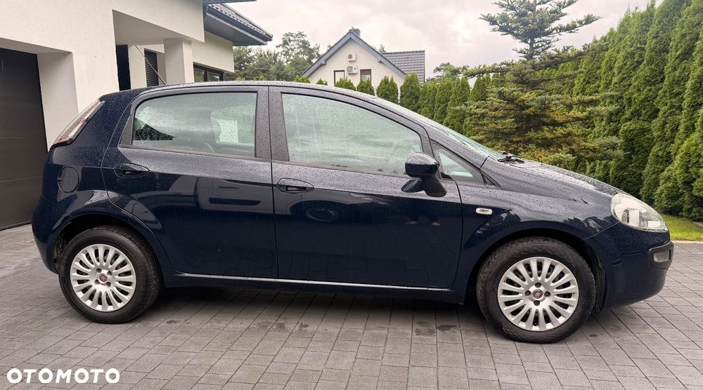 Fiat Punto 1.4 Young - 8