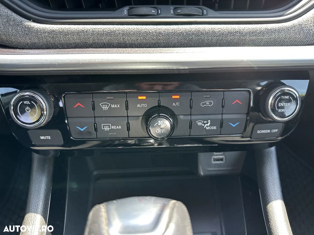 Jeep Compass - 18