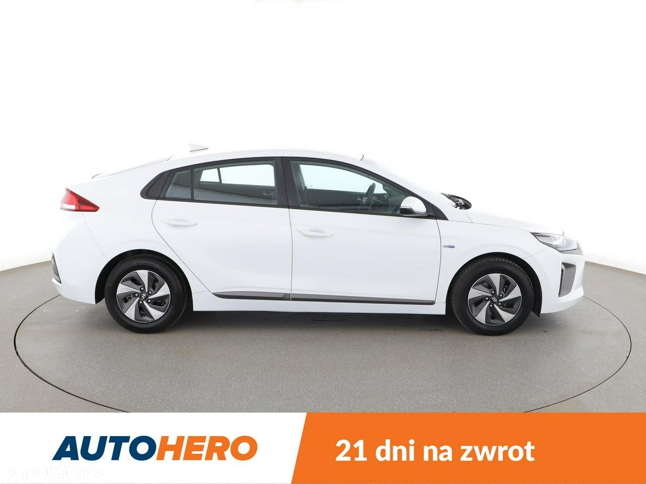 Hyundai IONIQ - 9