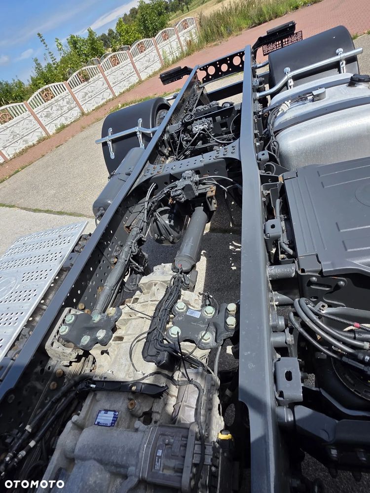 Mercedes-Benz ANTOS 1827 / ATEGO / ACTROS / E6 / ROZSTAW OSI 3.75M / WYWROT / BECZKA / UTRZYMANIE DRÓG / HAKOWIEC / SPROWADZONY / PIERWSZY WŁAŚCICIEL / STAN BDB - 12