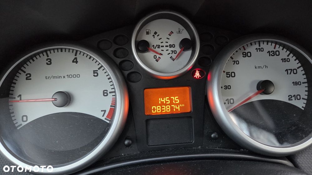 Peugeot 207 - 14