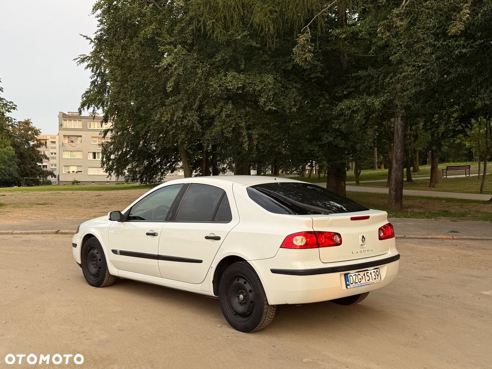 Renault Laguna 1.9 dCi Confort Authentique - 8