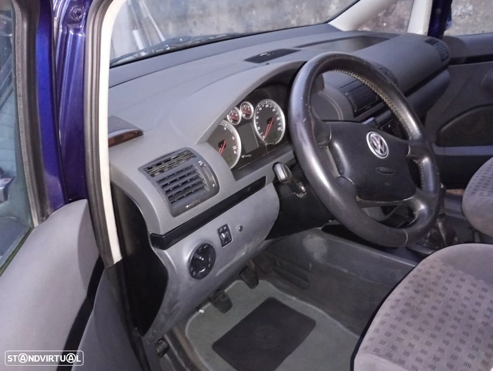 VW Sharan 1.9 TDI Highline - 16
