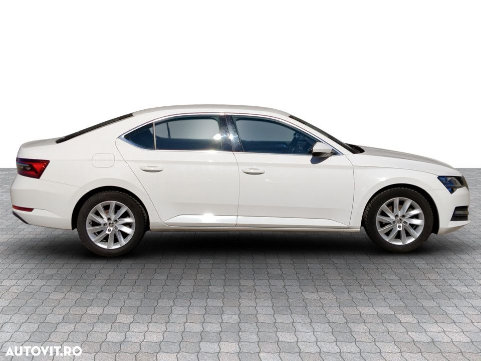 Skoda Superb 2.0 TDI Ambition - 4