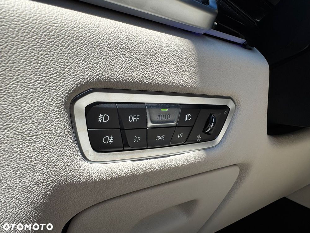 BMW X6 xDrive30d mHEV - 9