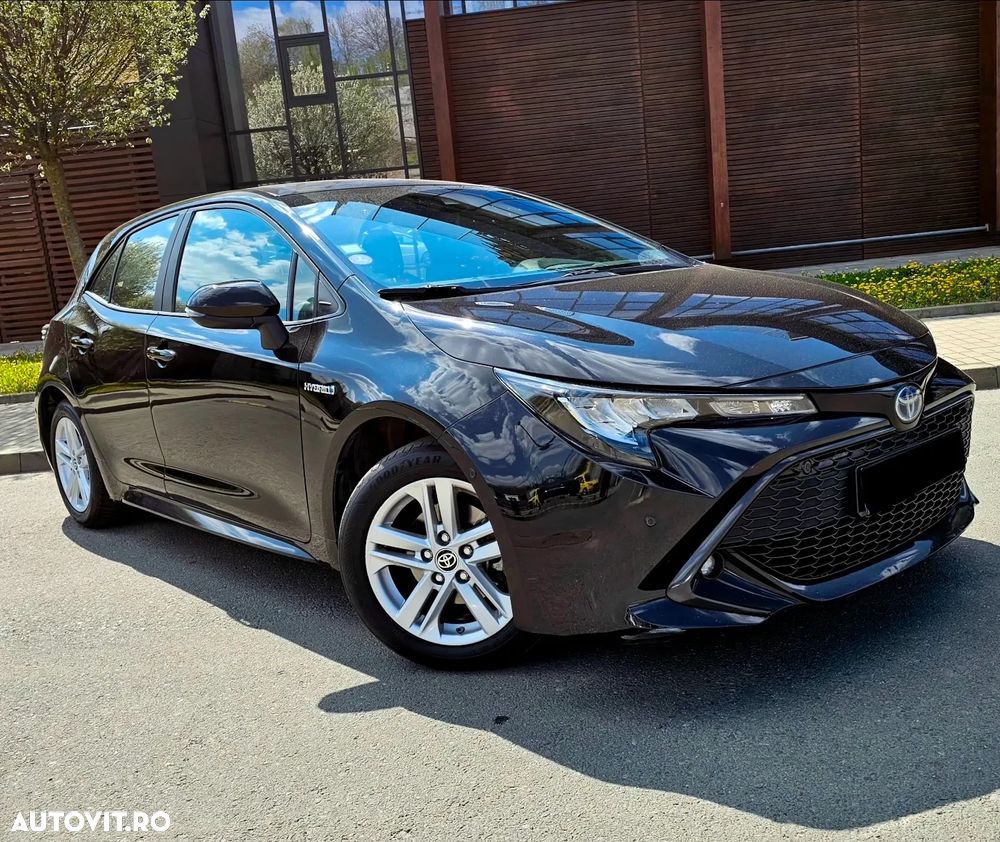 Toyota Corolla 1.8 HSD Dynamic - 1