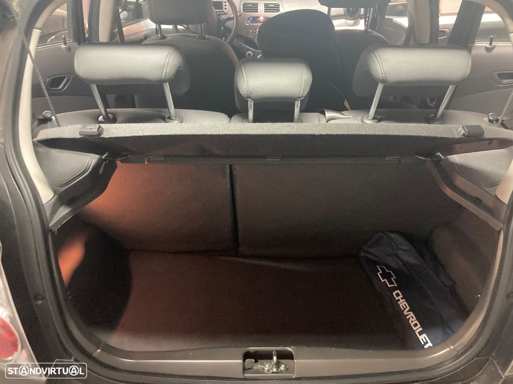 Chevrolet Spark 1.2 LT - 11