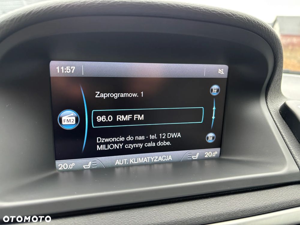 Volvo V70 D4 Geartronic Momentum - 29